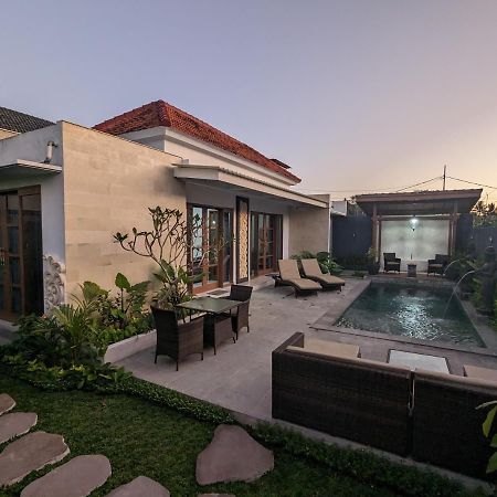 Villa Na-Na Ubud Bagian luar foto