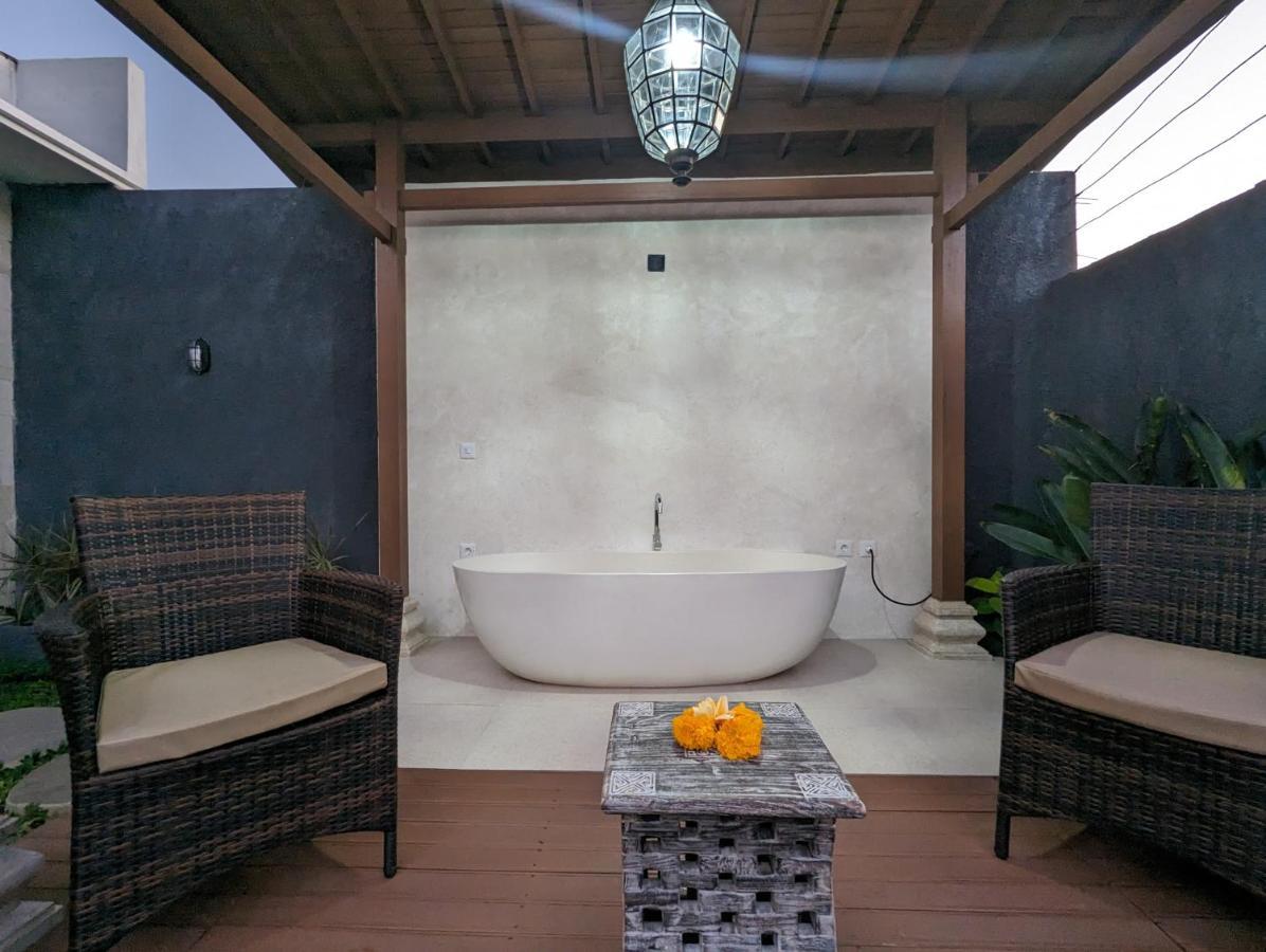 Villa Na-Na Ubud Bagian luar foto